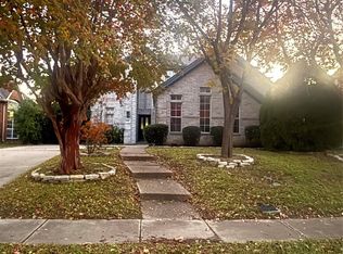 10409 Waters Dr, Irving, TX 75063