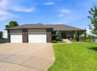 3315 S Bluelake Ct, Wichita, KS 67215