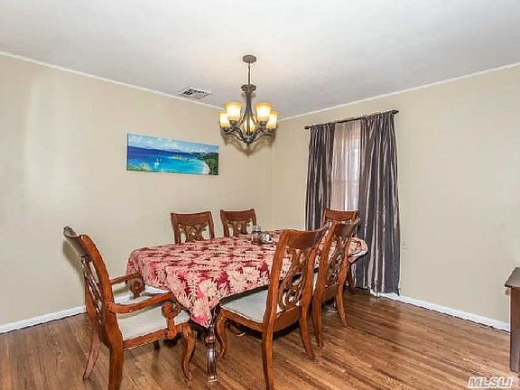 5th image of 296 Waukena Ave