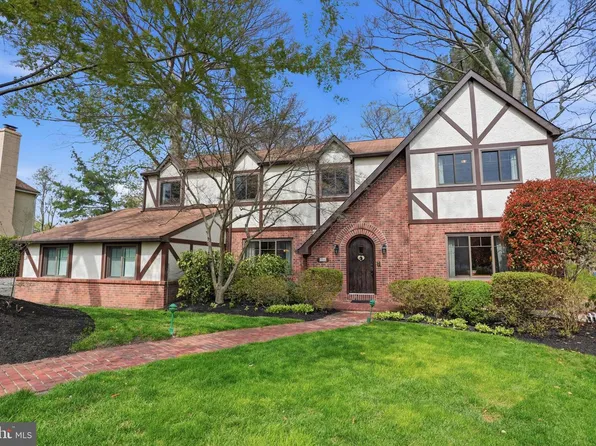 1964 Melmar Rd, Huntingdon Valley, PA 19006