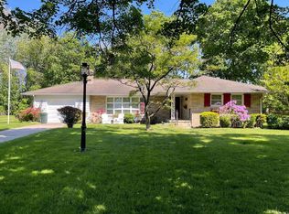 2 Cedar Ln, Pemberton, NJ 08068