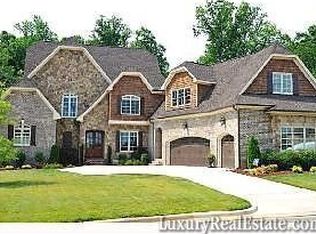 210 Michelangelo Way, Cary, NC 27518