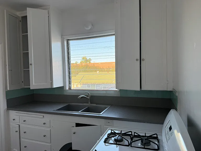 282 Cherry Ave — Photo 16