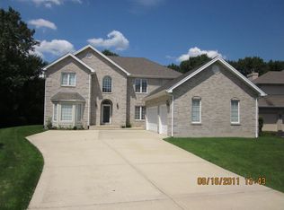 8621 Dory Ln, Willow Springs, IL 60480