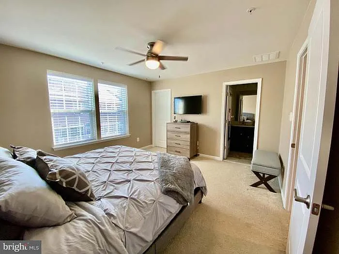 2802 Pinebrook Rd — Photo 23