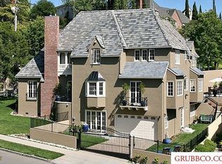 901 Hillcroft Cir, Oakland, CA 94610