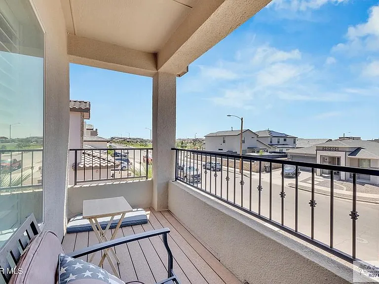 12405 Triple Crown Ave — Photo 23