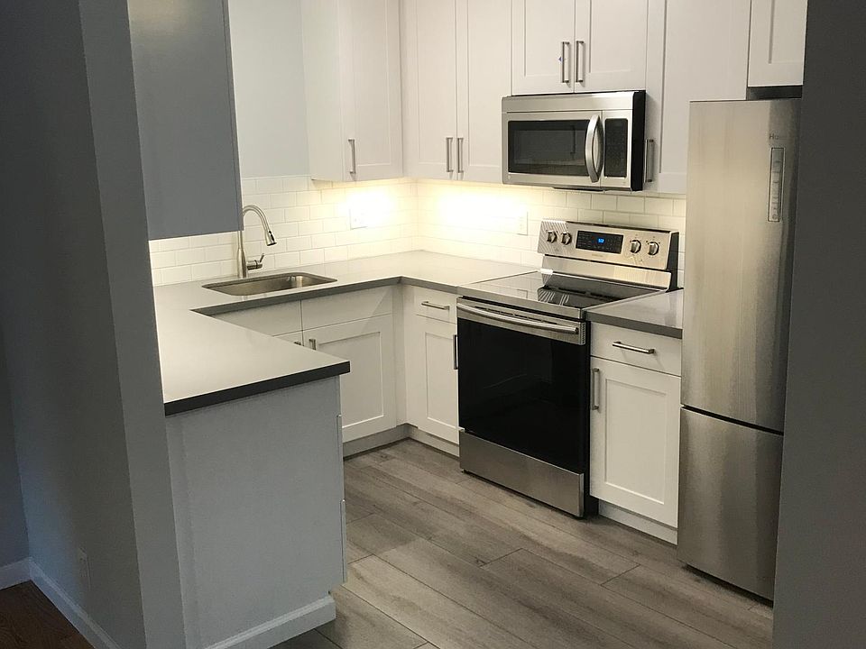1st image of 71 Marlow Dr APT 4