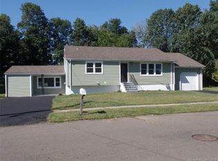 4 Valley Brook Rd, West Haven, CT 06516