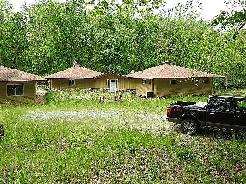 LIVING, FOYER, MASTER