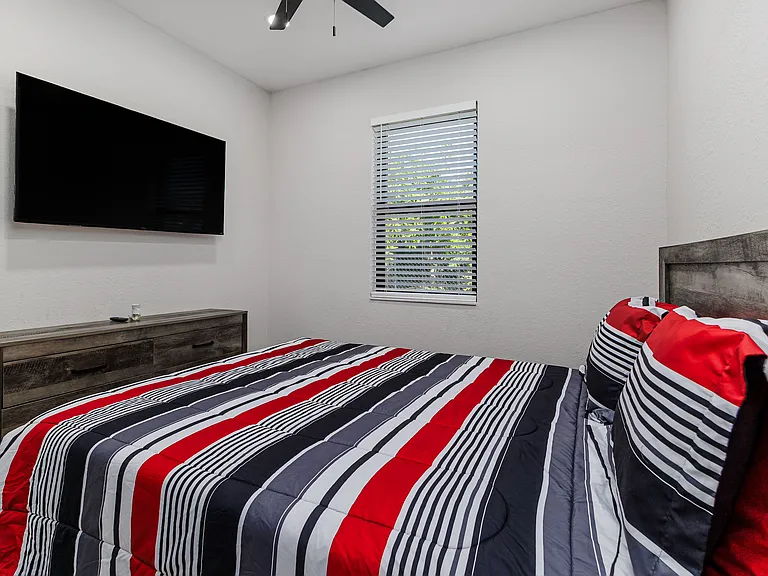 550 Battle Ave #550 — Photo 14