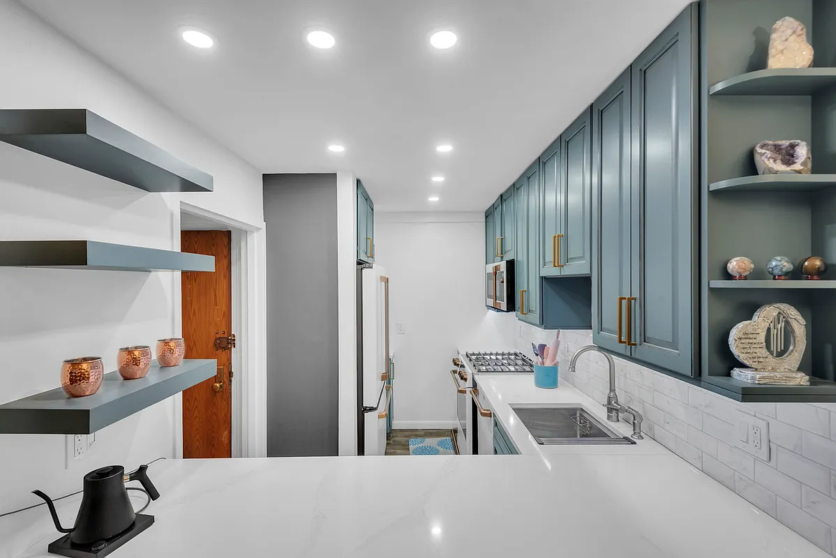 507 East 80th St Unit 2F  