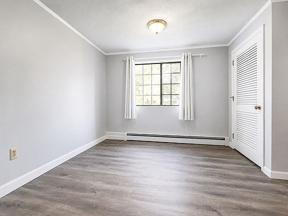 4th image of 2400 Skyline Dr Unit 1