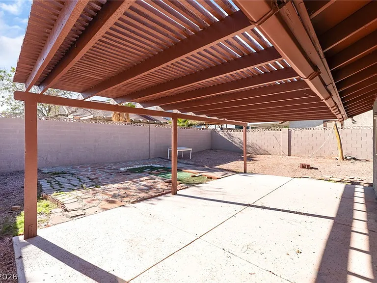 8813 Pavia Dr — Photo 18