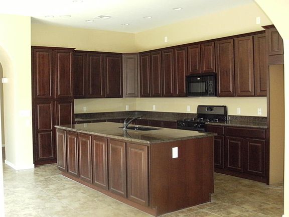 4th image of 2341 E AZALEA Drive