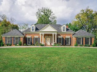 2514 Poplar Crest Rd, Indian Hills, KY 40207