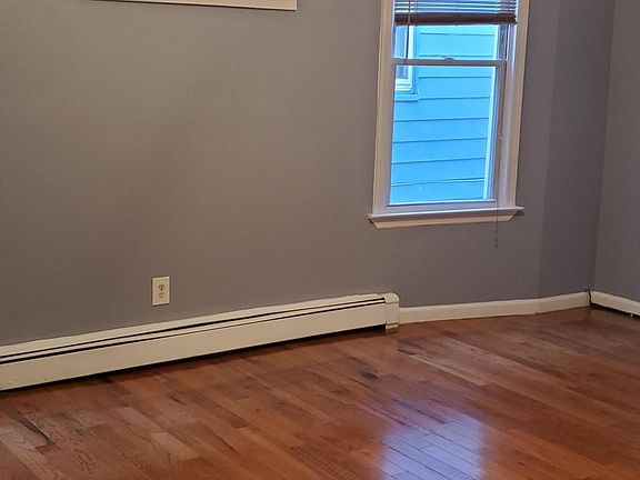3rd image of 228-230 N 11th St #1