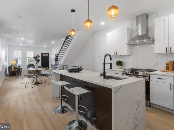 2926 W Thompson St, Philadelphia, PA 19121