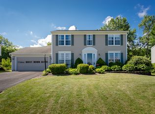 661 Yardley Ct, Webster, NY 14580