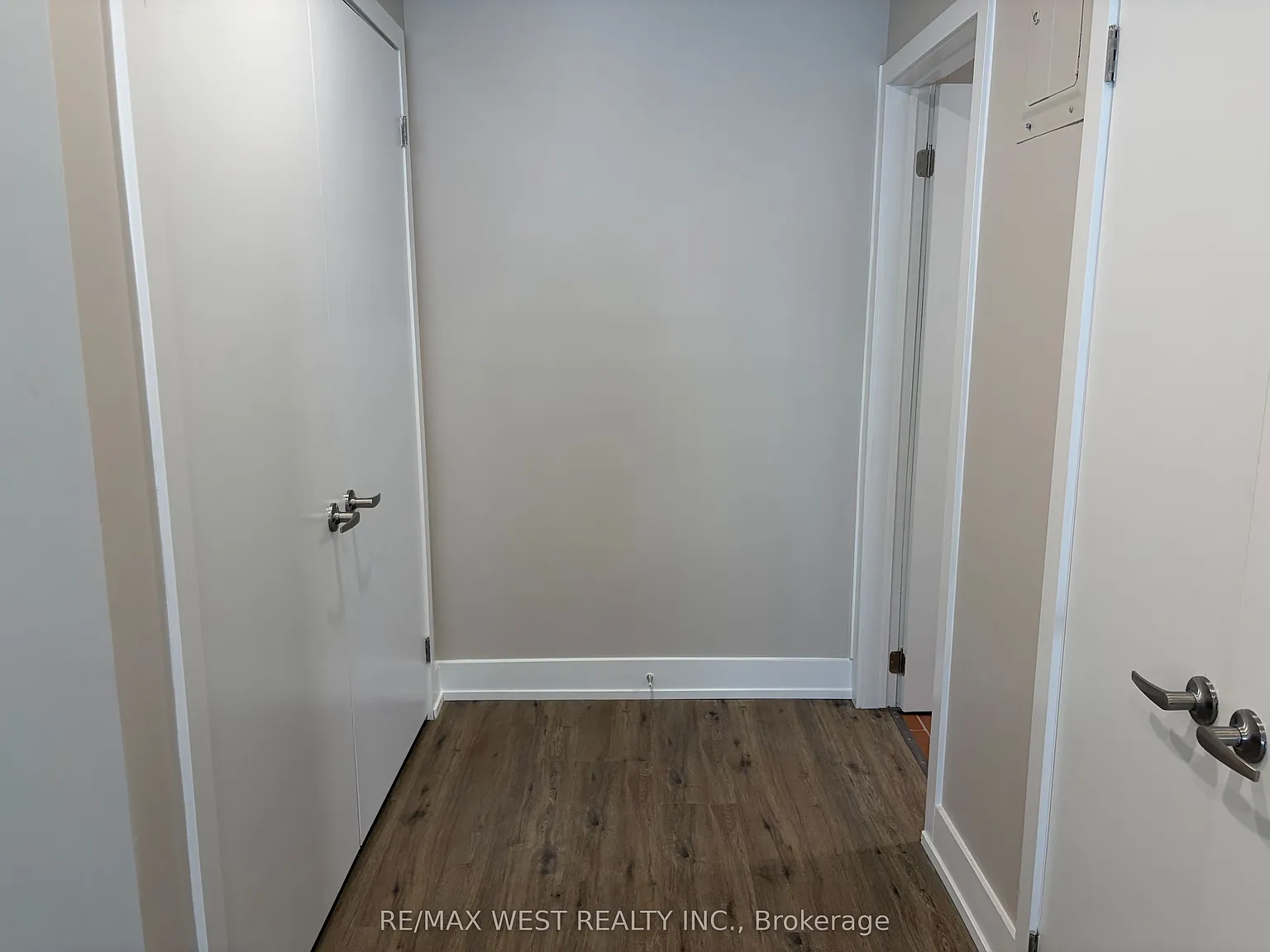 1 bed, $2,000 — Photo 4