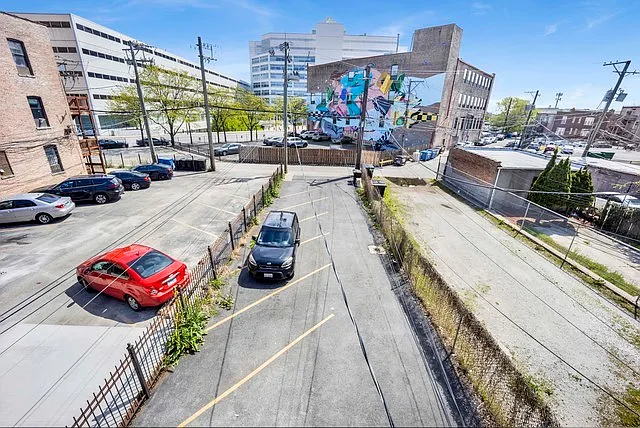 2223 W Taylor St #2 — Photo 4