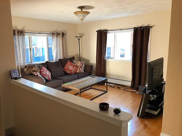 209 Charles St — Photo 1