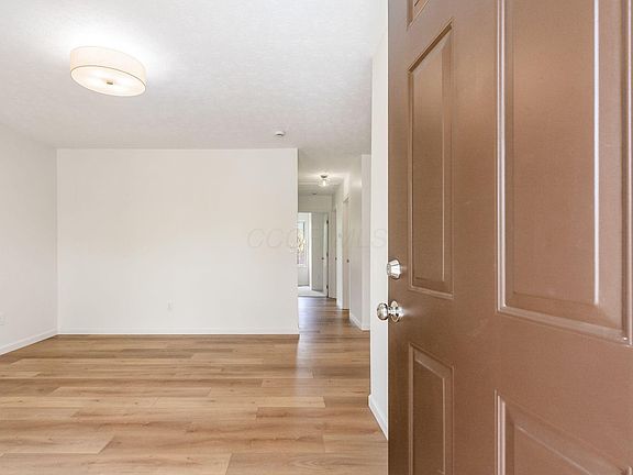 5th image of 1395 Cascara Dr