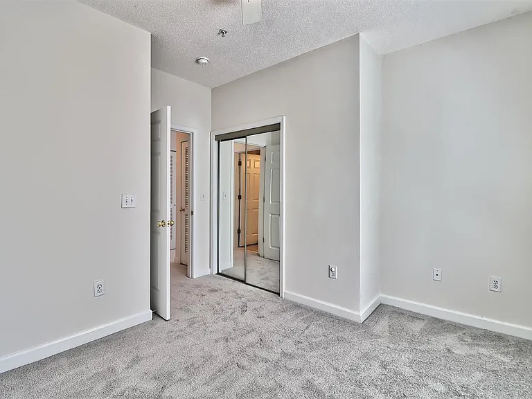 604 Heathrow Dr #1102 — Photo 14