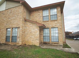 5719 Red Cactus Ct, Arlington, TX 76017