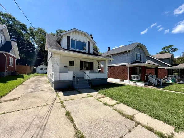 1217 Groesbeck Rd, Cincinnati, OH 45224