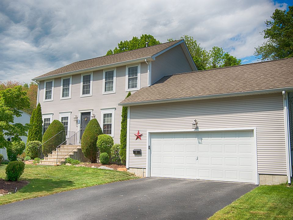 1st image of 15 Brookside Dr