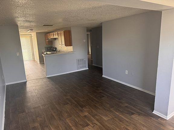 3rd image of 7830 W 40th Avenue Dr