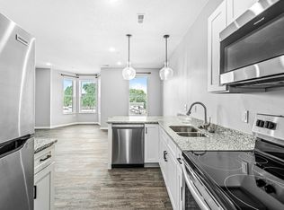 260 N 10th St #220, Noblesville, IN 46060