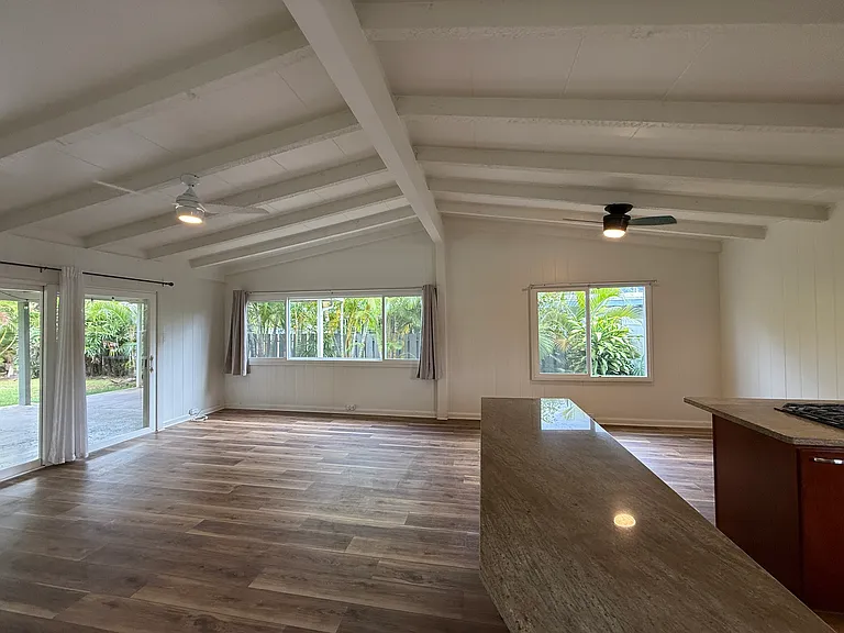 653B Wanaao Rd — Photo 2