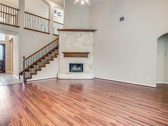 2nd image of 2751 Potter Ct