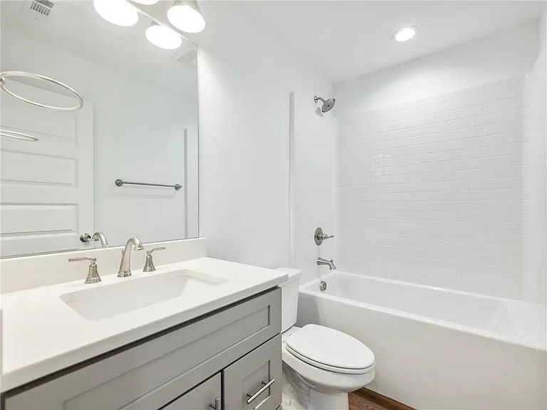8079 Beachwood Dr — Photo 14