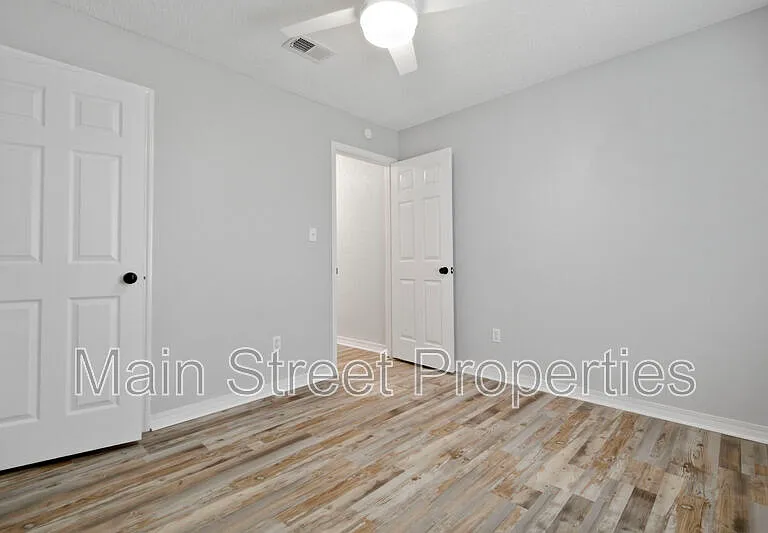 9075 Caribbean Dr — Photo 11