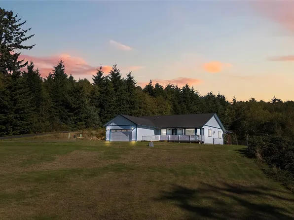 58 Alger Creek Heights Road, Cathlamet, WA 98612