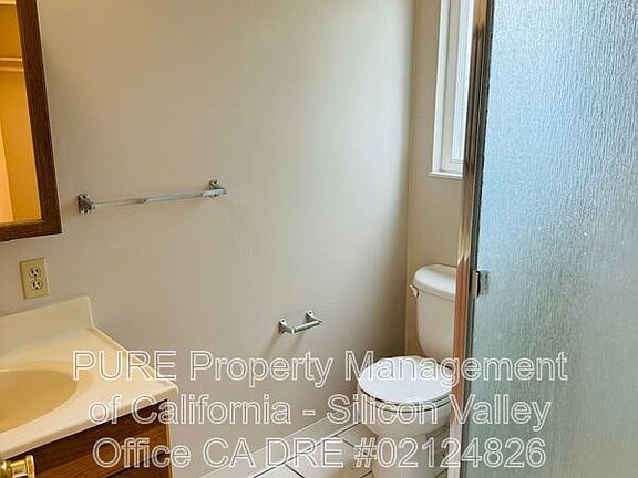4th image of 5035 Wayland Ave