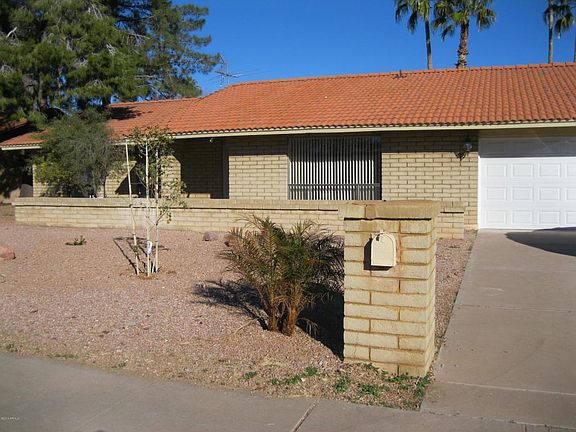 2nd image of 2730 E Cortez St