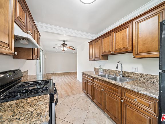 5th image of 1215 N Hayworth Ave APT 203