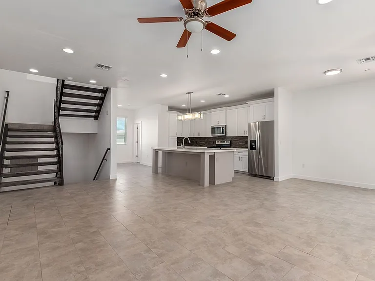 The Aeries Townhome Apartments — Photo 6