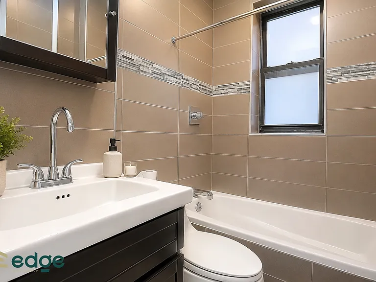 600 Park Pl #15 — Photo 6