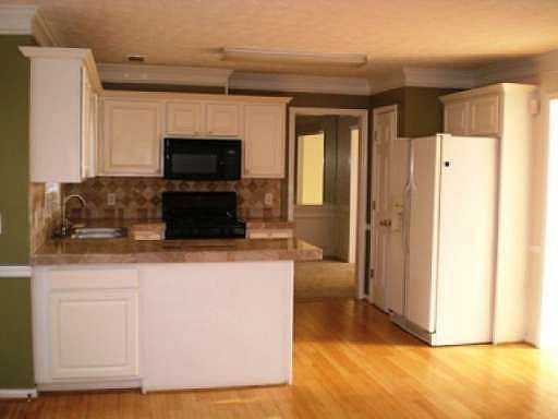 3rd image of 2250 Hopkins Creek Dr
