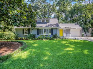 2537 Ridgewood Rd NW, Atlanta, GA 30318