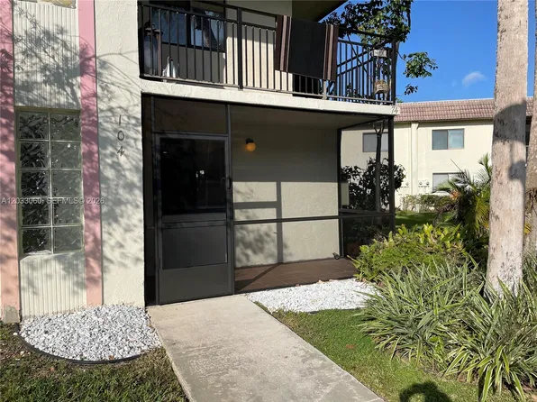 409 Lakeview Dr APT 104, Fort Lauderdale, FL 33326