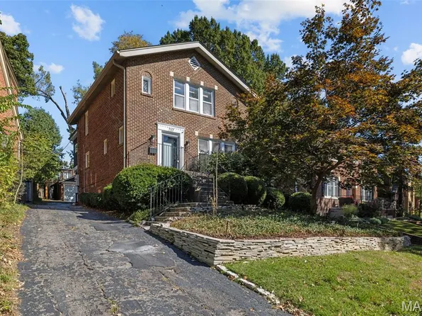 7117 Northmoor Dr, Saint Louis, MO 63105
