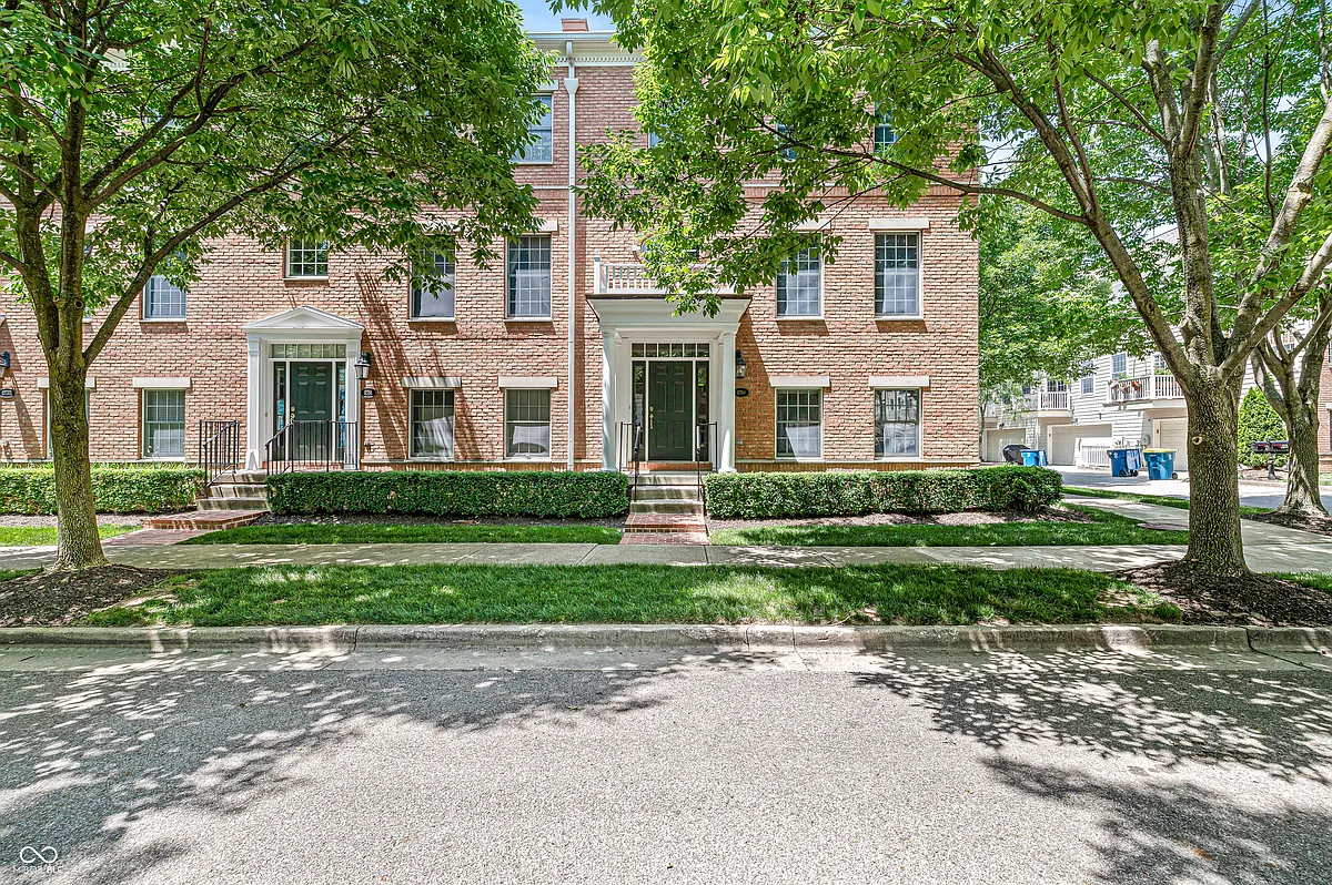 Building Photo - 12764 Edgemont Way