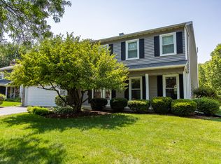 1831 Fairoak Rd, Naperville, IL 60565