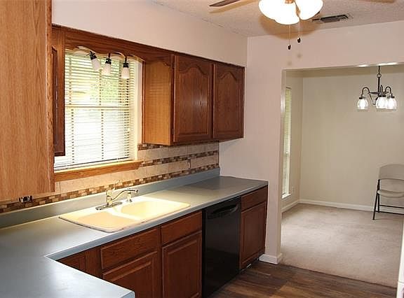 2nd image of 2305 Monte Carlo Dr